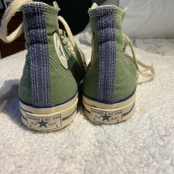 Converses shoes - Picture 2 of 5